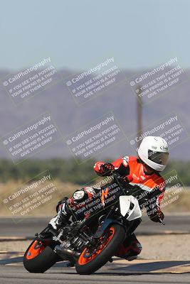 media/Oct-13-2025-Moto Forza (Mon) [[a66d839500]]/4-C Group/Session 3 (Turn 16)/